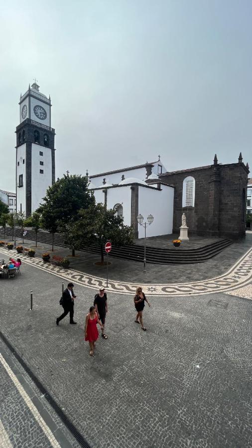 Matriz 55, Hostel & Suites Ponta Delgada Kültér fotó