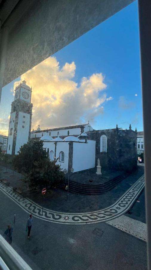 Matriz 55, Hostel & Suites Ponta Delgada Kültér fotó